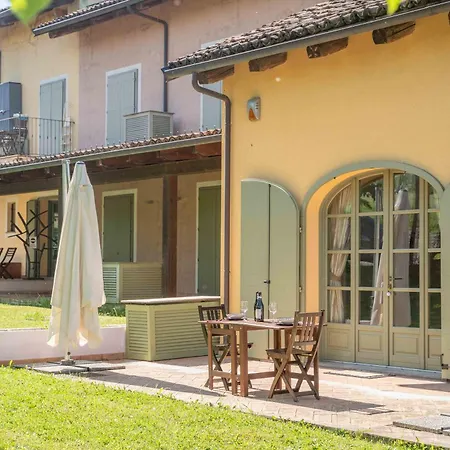 Langhe Nascetta, Atmosfera Autentica * Novello